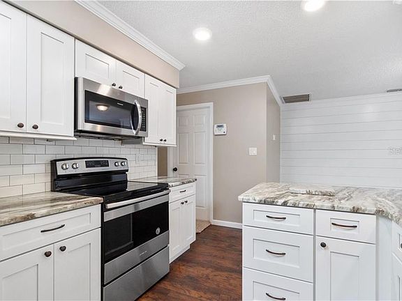 3rd image of 3197 Heather Glynn Dr