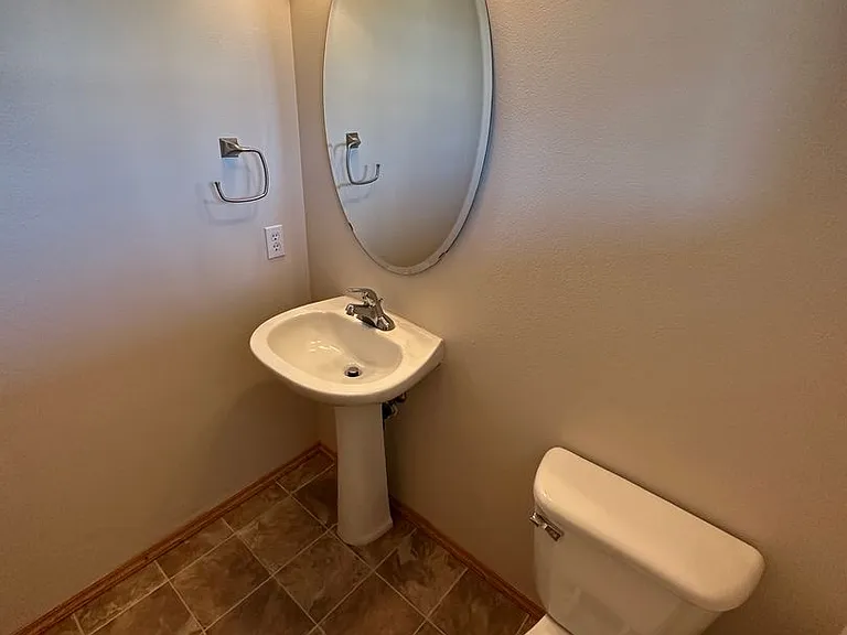 2263 Bobs Hollow Ln — Photo 4