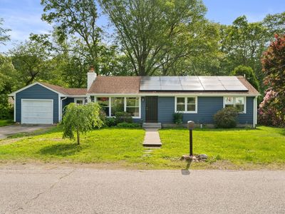 24 Kim Avenue, Uncasville, CT, 06382