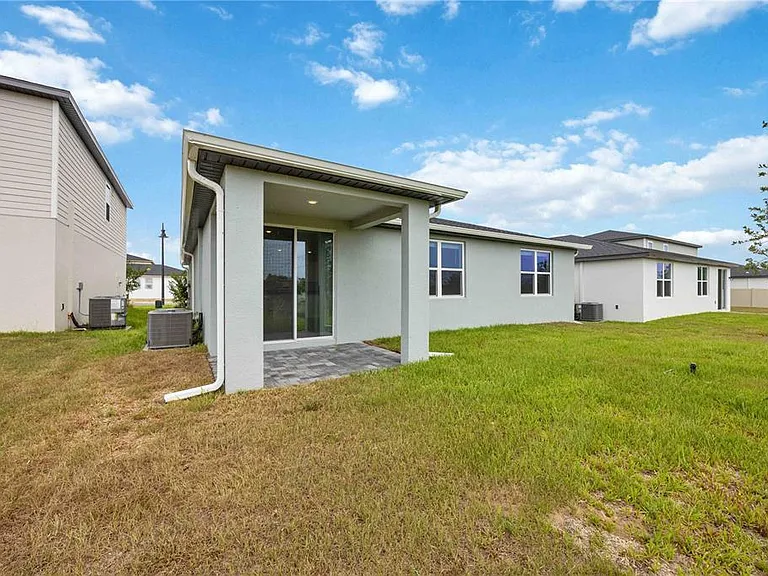 5009 Katrina Dr — Photo 47