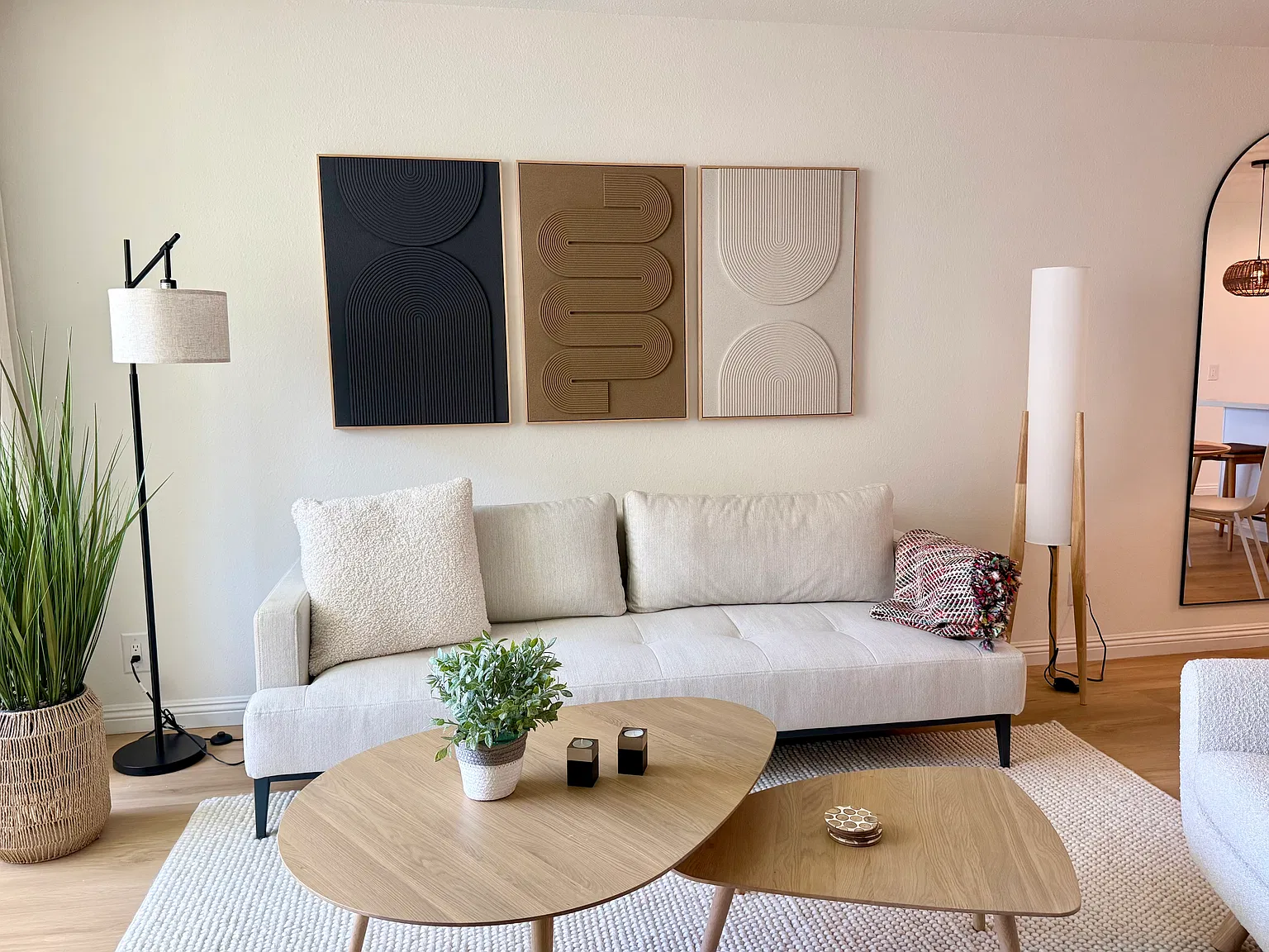 1 bed, 764 sqft, $5,900 — Photo 3