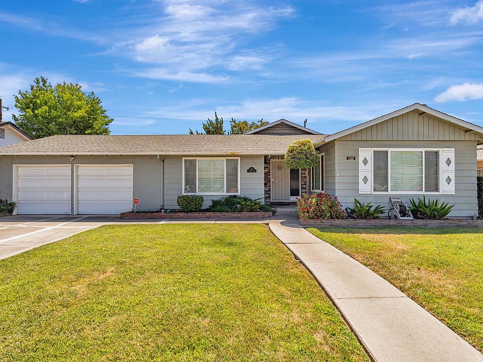 1st image of 260 E Banbury Dr