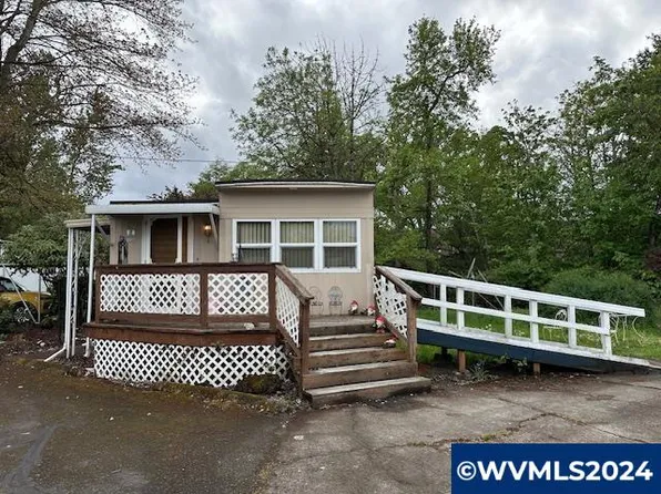 1010 Geary St SE Unit 32, Albany, OR 97322