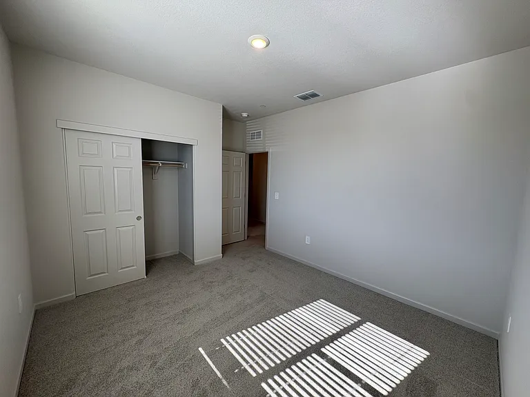 1729 Eagle River Ave — Photo 15