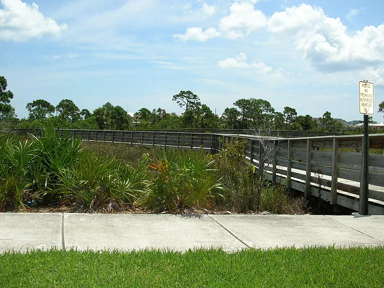 335 E Thatch Palm Cir #105 — Photo 17