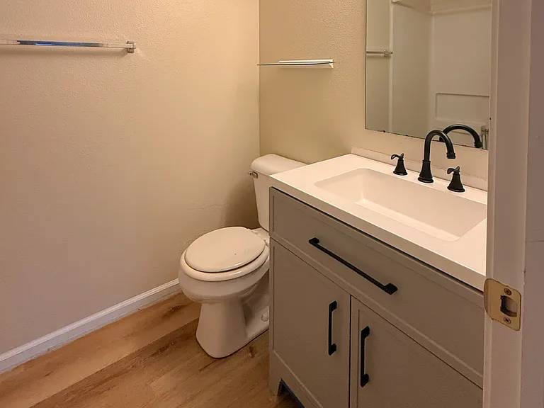 12754 Crescent Dr — Photo 21