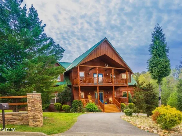 1340 Zachary Thomas Ln, Sevierville, TN 37876