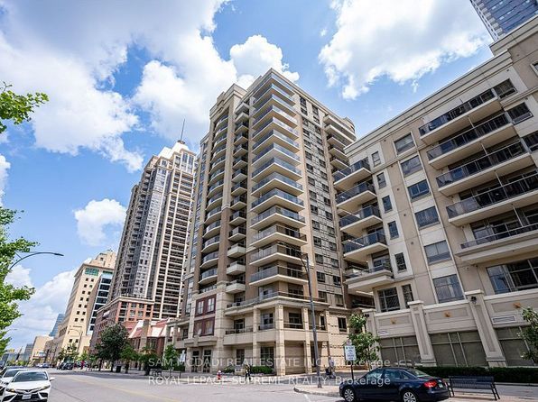 350 Princess Royal Dr #209, Mississauga, ON L5B 4N1