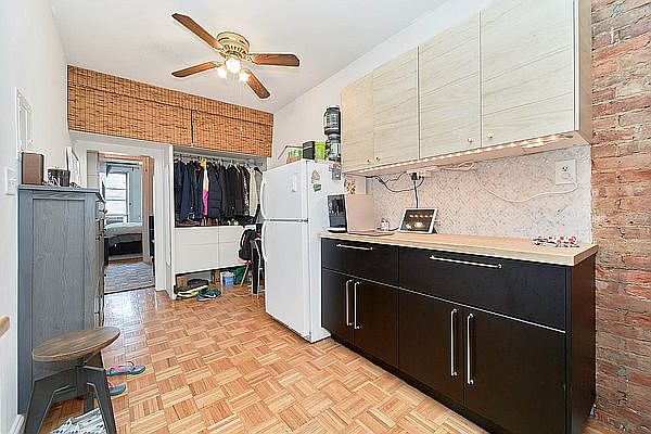 1st image of 621 W 51st St #1A