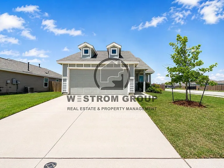 2800 Slatewood Dr — Photo 2