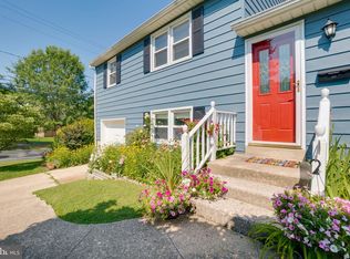 200 Rolling Dale Rd, Catonsville, MD 21228