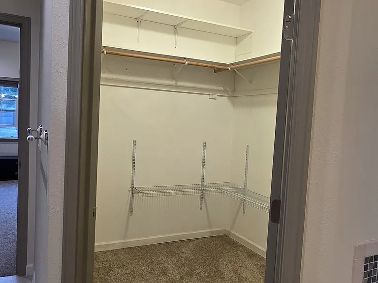386 Knapp Rd — Photo 16