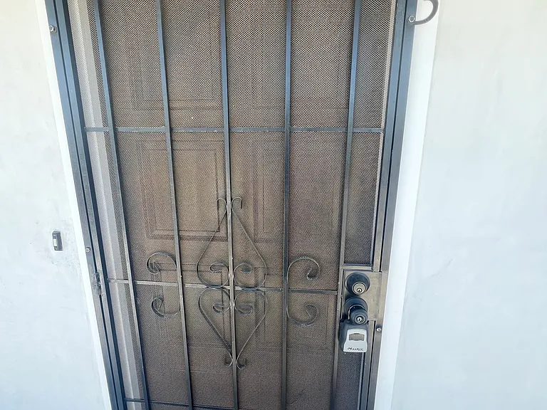 8731 La Salle St #3 — Photo 2