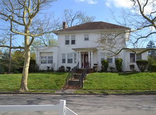 305 S Shore Rd, Absecon, NJ 08201