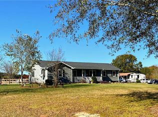 232 McCoy Dr, Starr, SC 29684