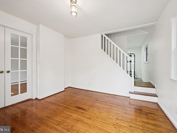 5th image of 166 Ellis St