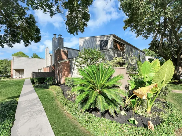1532 Prairie Grove Dr, Houston, TX 77077