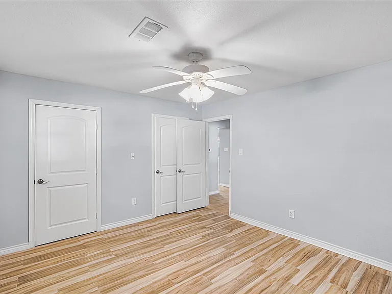 6002 McKnight St — Photo 17