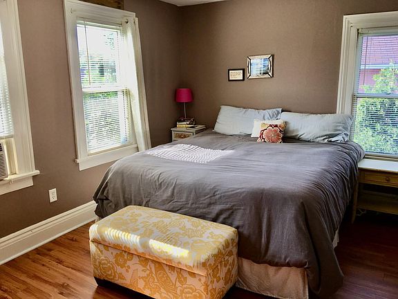 5th image of 296 E Henrietta Rd #2