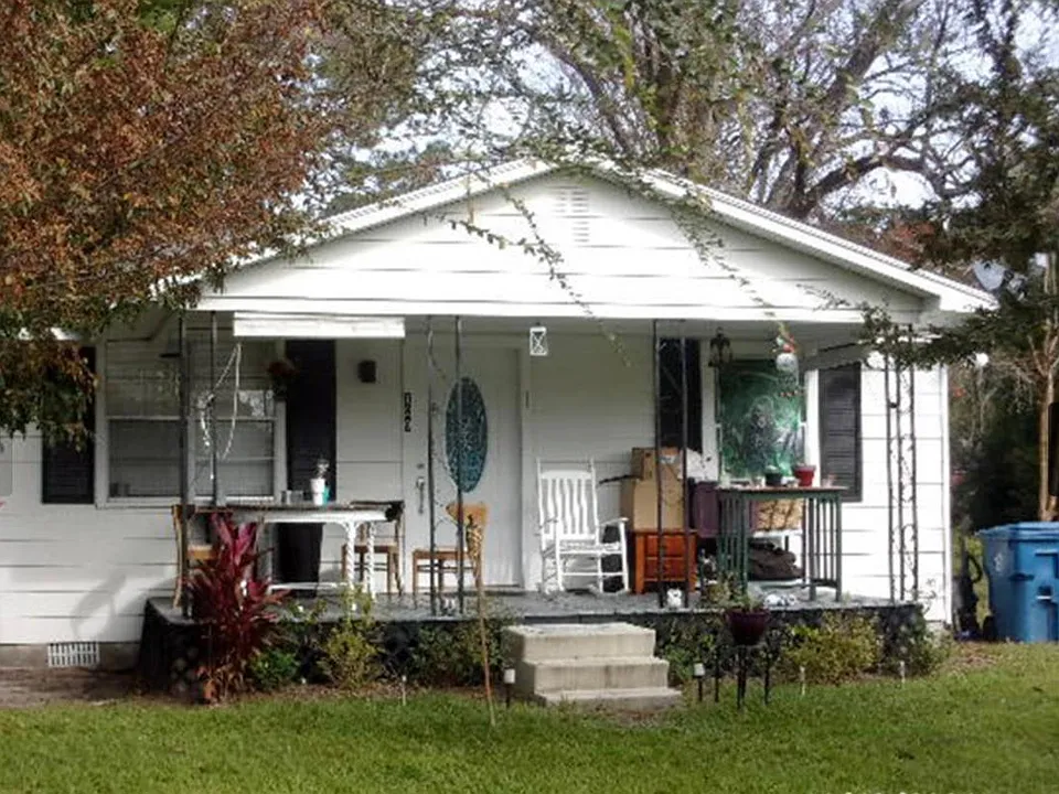 129 Morgan St