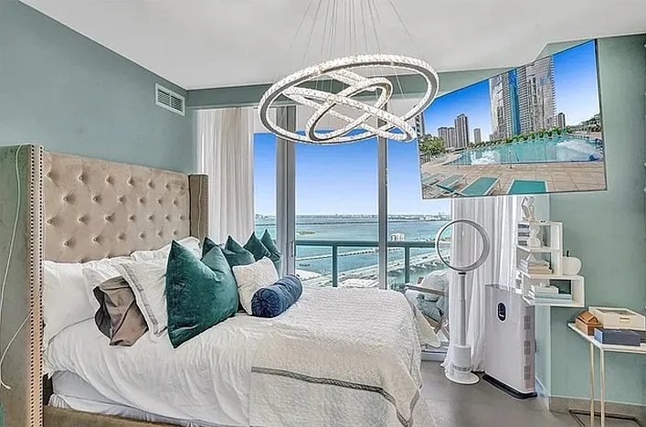 1 bed, 1.0 bath, 850 sqft, $4,500 — Photo 3