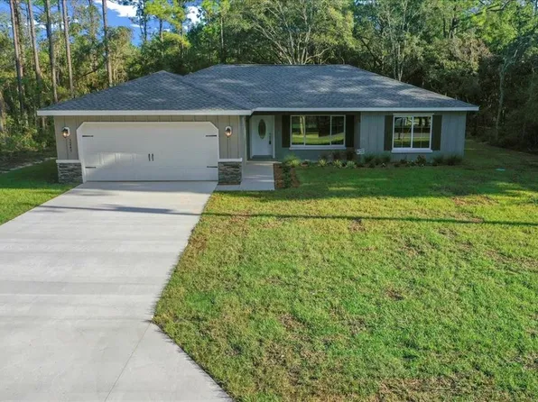 9879 N Athenia Dr, Dunnellon, FL 34433