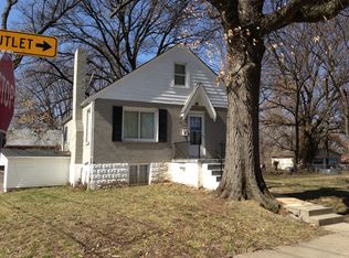2901 Lyndhurst Ave, Saint Louis, MO 63121