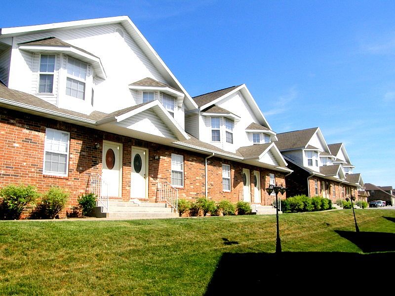 2nd image of 1410 W Frosty Dr APT 2