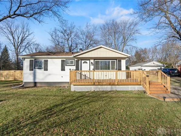 2942 Lantz Rd, Dayton, OH 45434