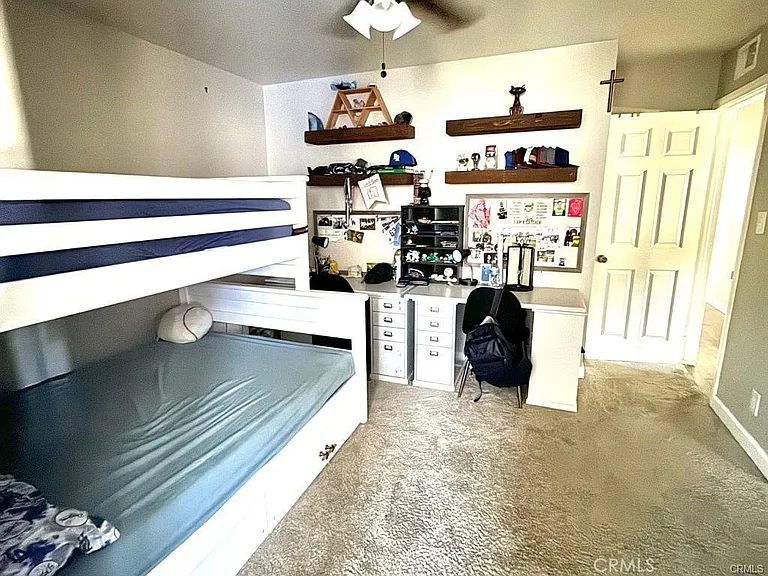 102 E Crestview St — Photo 12