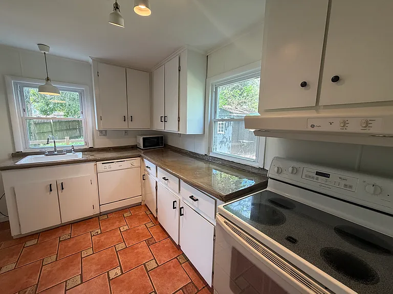 5014 Delaware St — Photo 5
