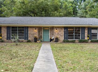 818 Mockingbird Ln, Nacogdoches, TX 75964