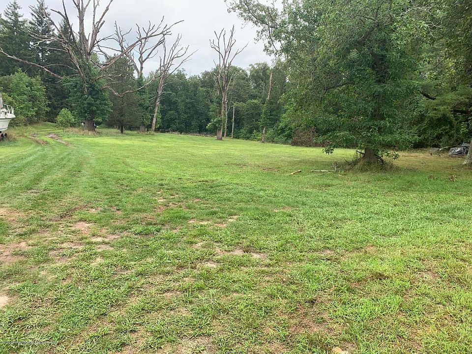 2nd image of 225 Texas Rd