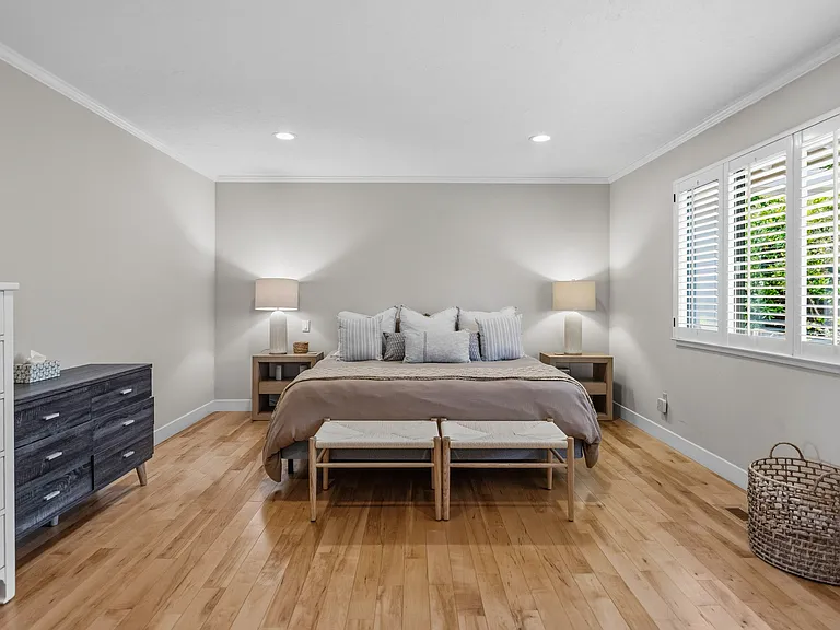 2865 Lasauen Rd — Photo 13
