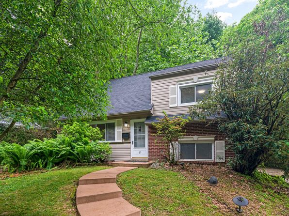 17 N Cedar Hollow Rd