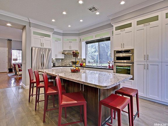 4th image of 4004 Melrose Ct