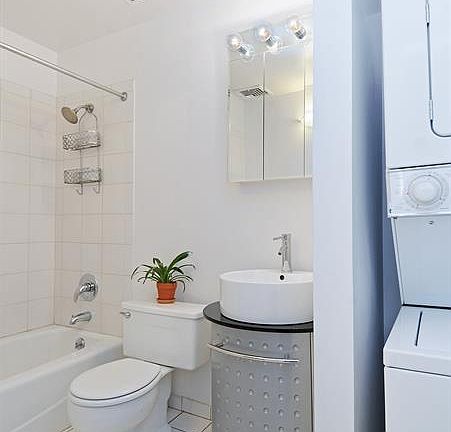 5th image of 240-242 E Houston St #5E