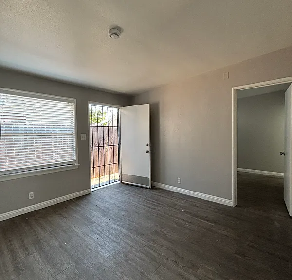 611 N Olive St #3 — Photo 5