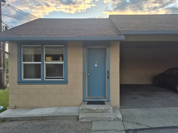 514 Riverside Dr #3, Omak, WA 98841