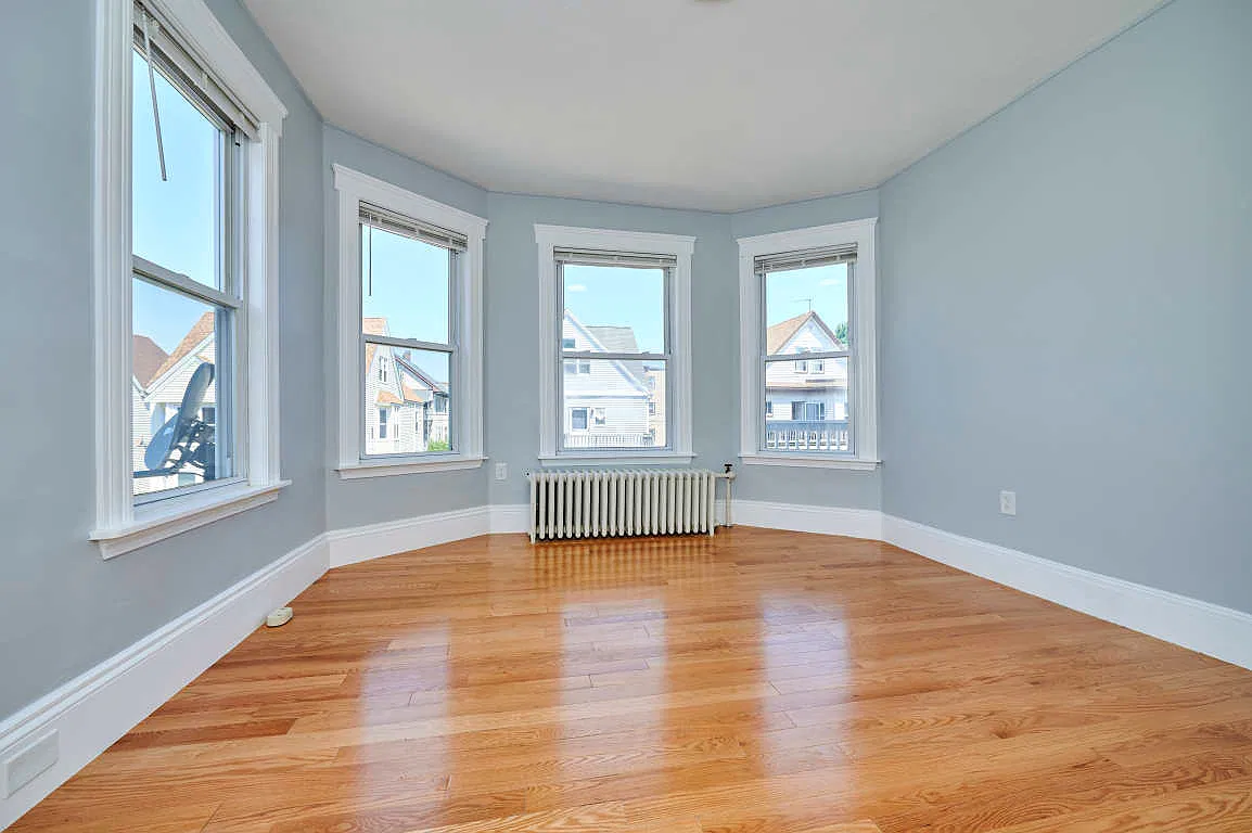 2 bed, 1100 sqft, $2,700 — Photo 4
