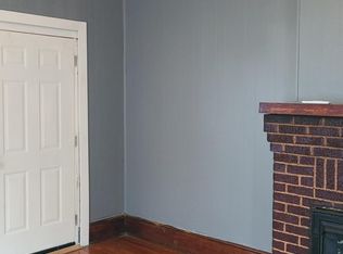 203 Delaware St #B, Johnson City, TN 37604