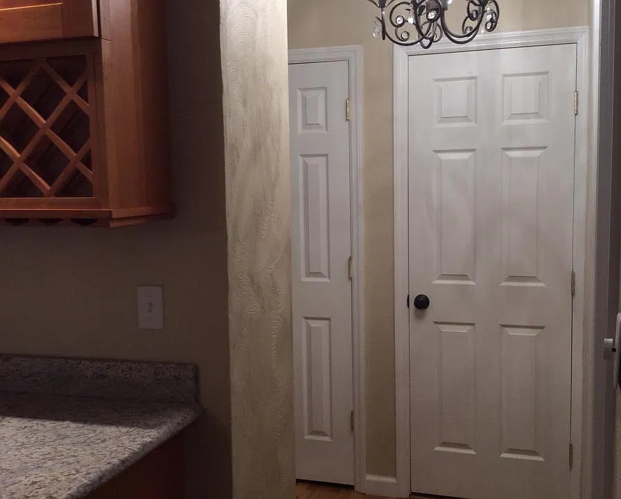 hall to bedrooms