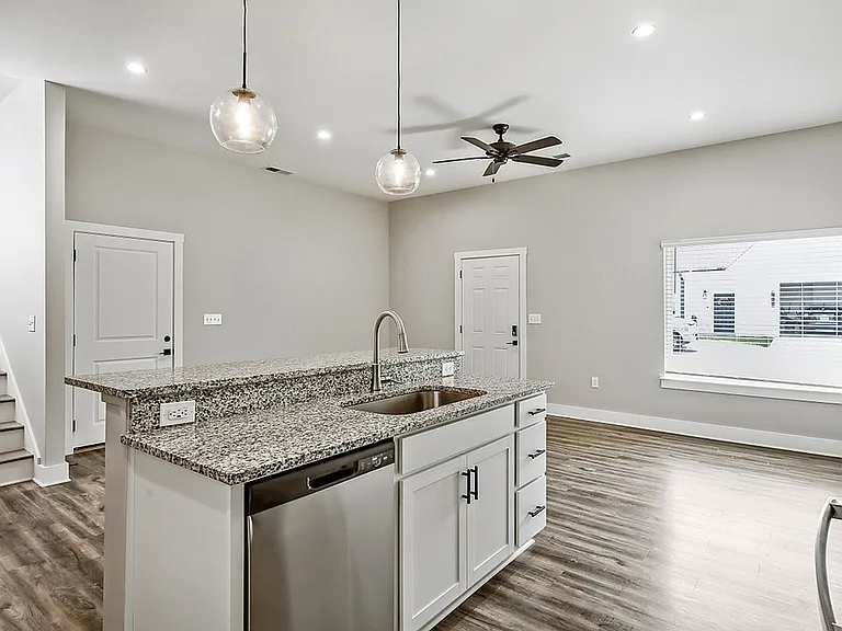 Villas at Capital Twenty — Photo 39