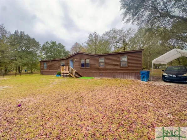 124 River Ridge Loop, Hortense, GA 31543