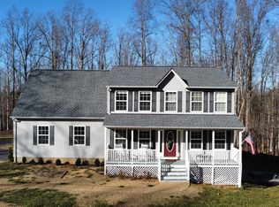 2226 Waltons Store Rd, Louisa, VA 23093