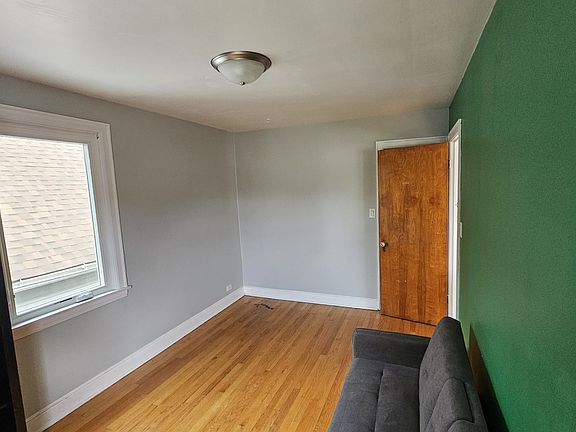 2nd image of 1633 S 61st Ave #2