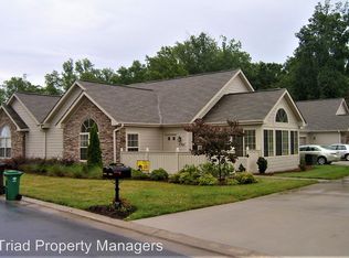 4284 Plantation Ridge Ln, Greensboro, NC 27409