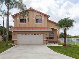 661 SW 176th Ave, Pembroke Pines, FL 33029