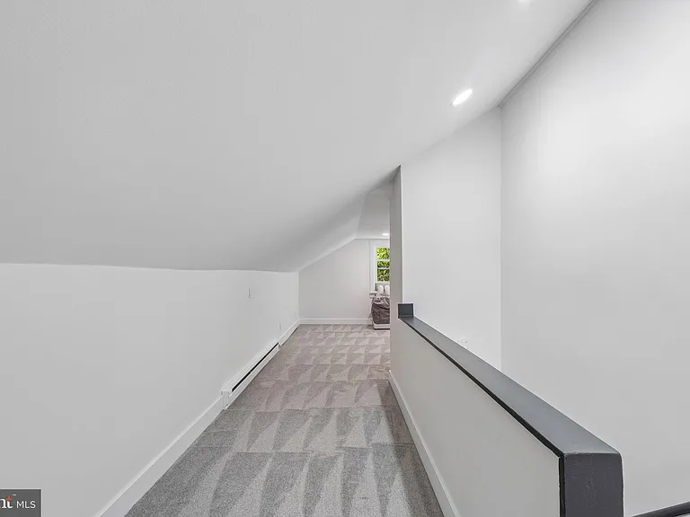 114 Conestoga Rd — Photo 52