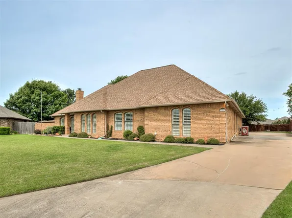 11213 Kingsgate Dr, Oklahoma City, OK 73170
